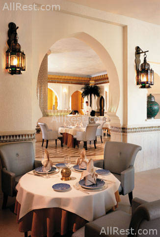 Shangri-La Hotel Dubai 14